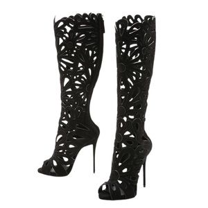 NWT Giuseppe Zanotti Coline Floral Cutout Boots